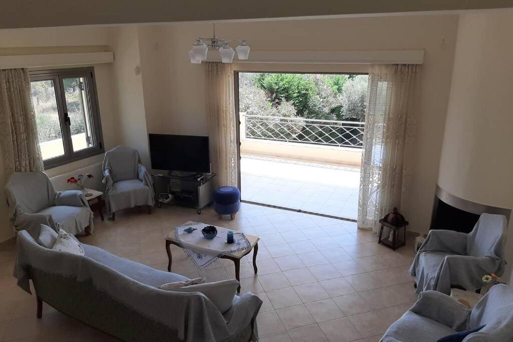 Seaside Villa Andronikos Amarynthos Esterno foto